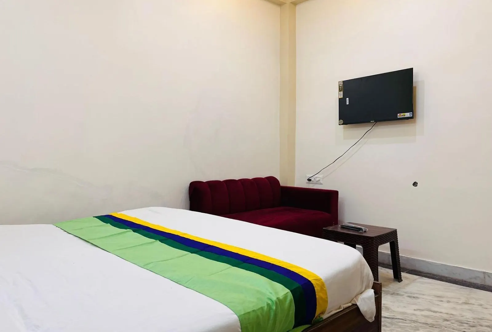 Homestay G B Palace A C Rooms Family Homestay Agra Agra