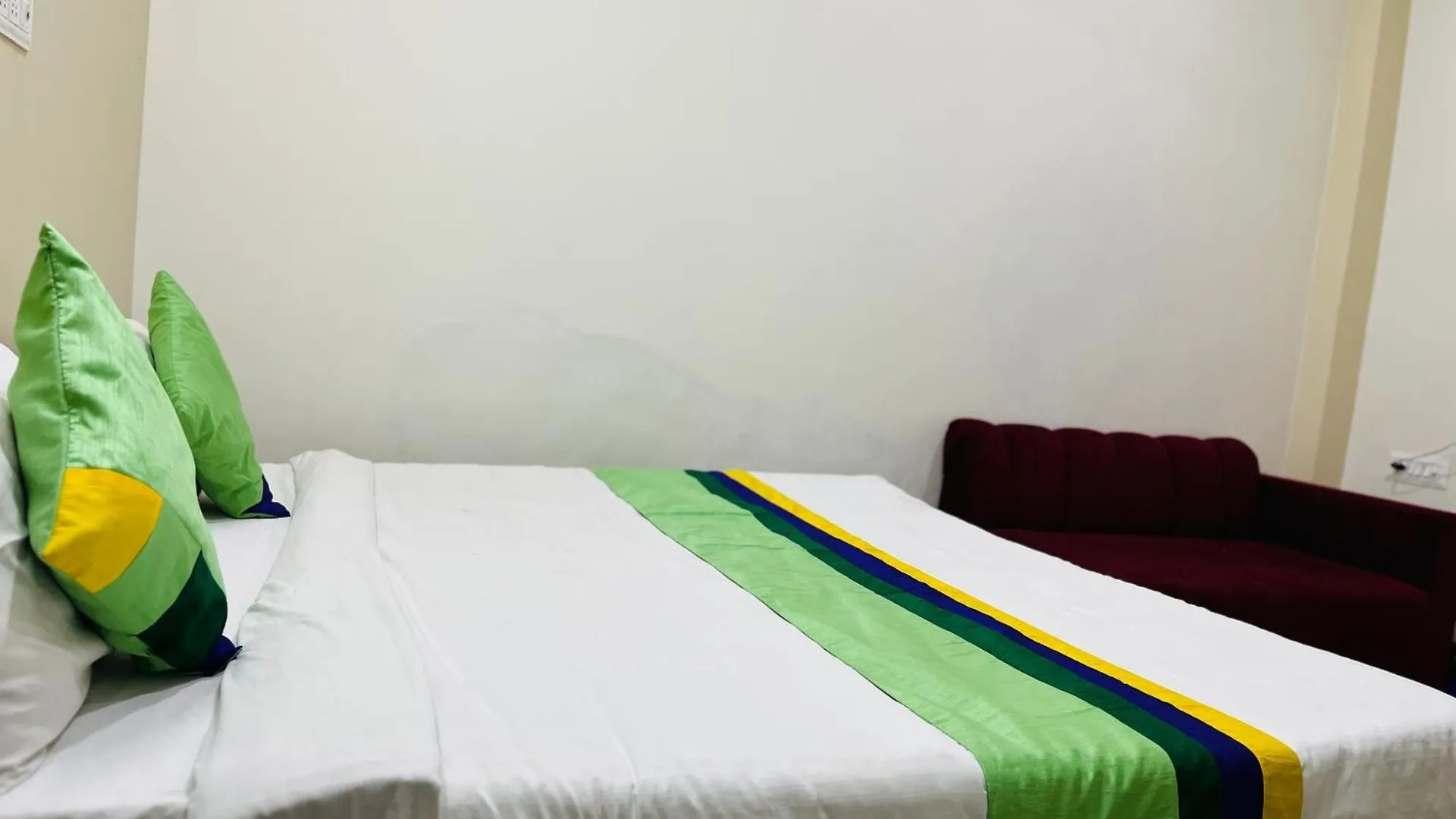 Homestay G B Palace A C Rooms Family Homestay Agra Agra  Hotel