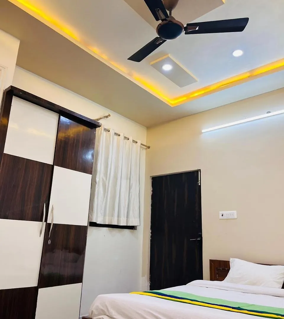 Homestay G B Palace A C Rooms Family Homestay Agra Agra